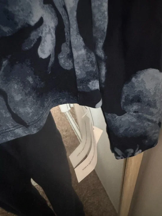 Reformation Wiley Top NWT Medium - Picture 4 of 5